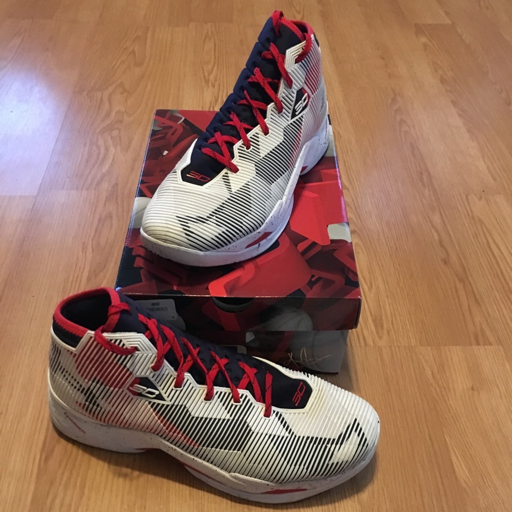 Curry 2.5 All Star Size 13 fits like a size 11 1/2